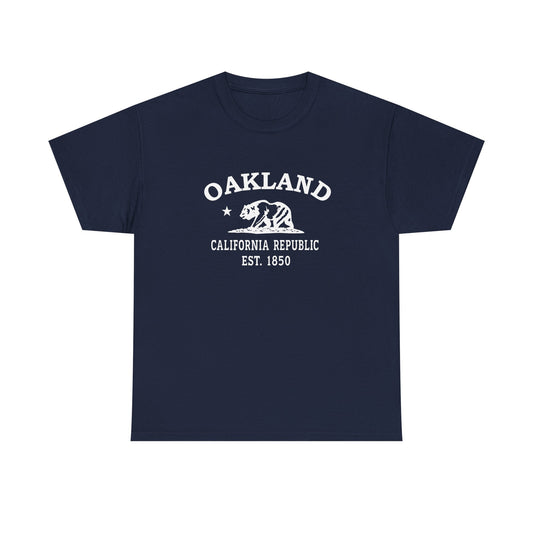 Oakland California Vintage Retro Unisex Heavy Cotton Tee - White Logo